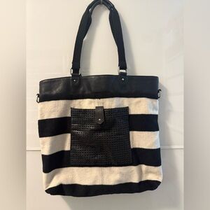 American Eagle Outfitters Black and Cream Tote
